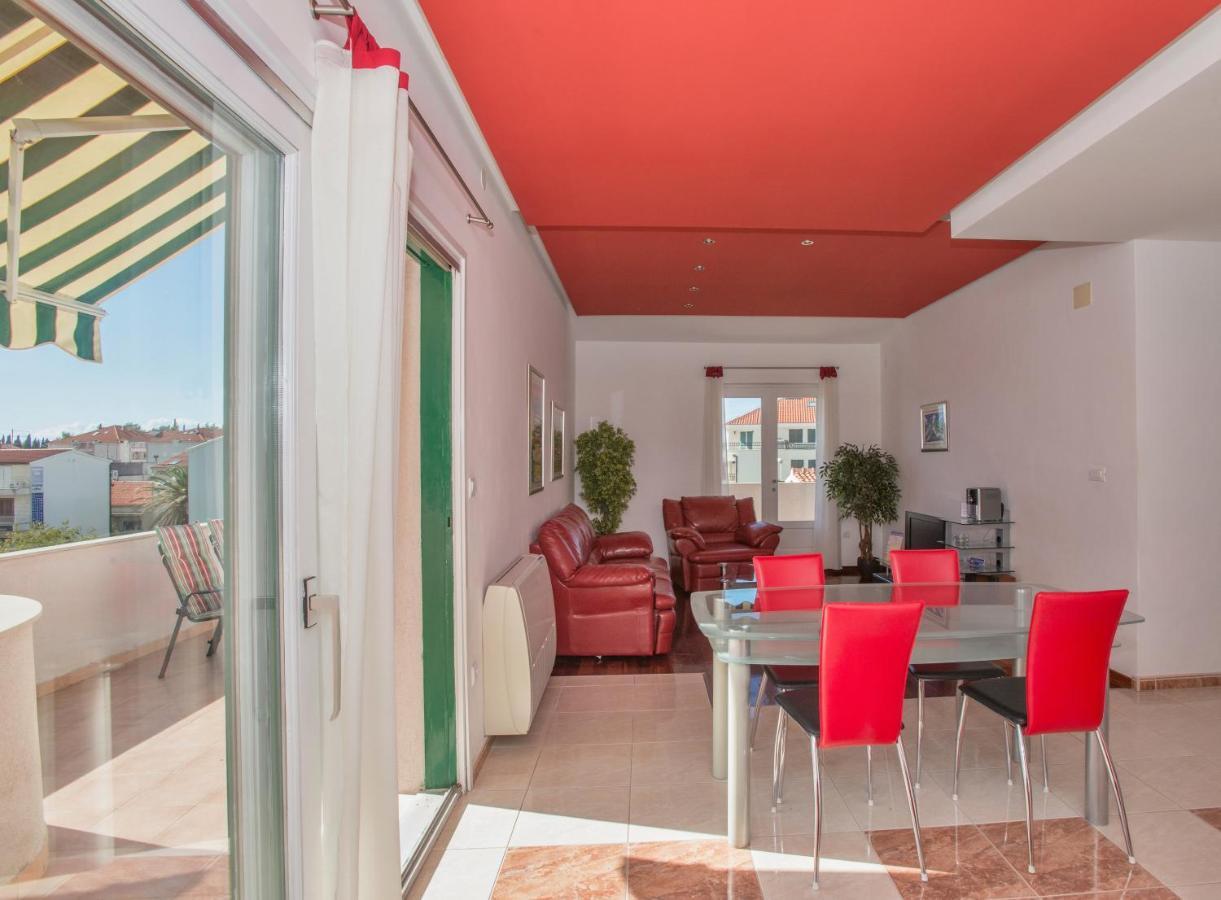 מאקרסקה Apartments Marcela מראה חיצוני תמונה
