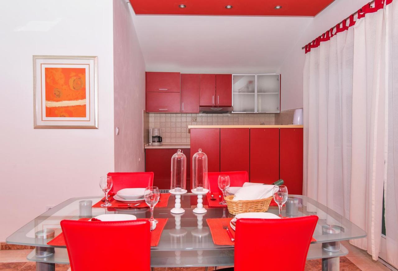 מאקרסקה Apartments Marcela מראה חיצוני תמונה