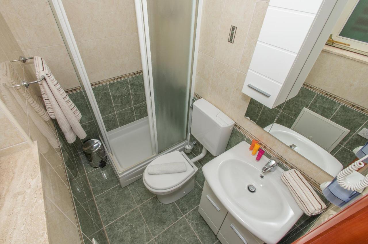 מאקרסקה Apartments Marcela מראה חיצוני תמונה