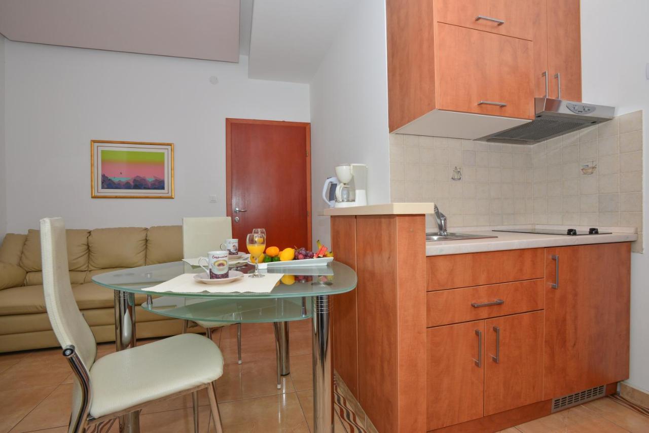 מאקרסקה Apartments Marcela מראה חיצוני תמונה