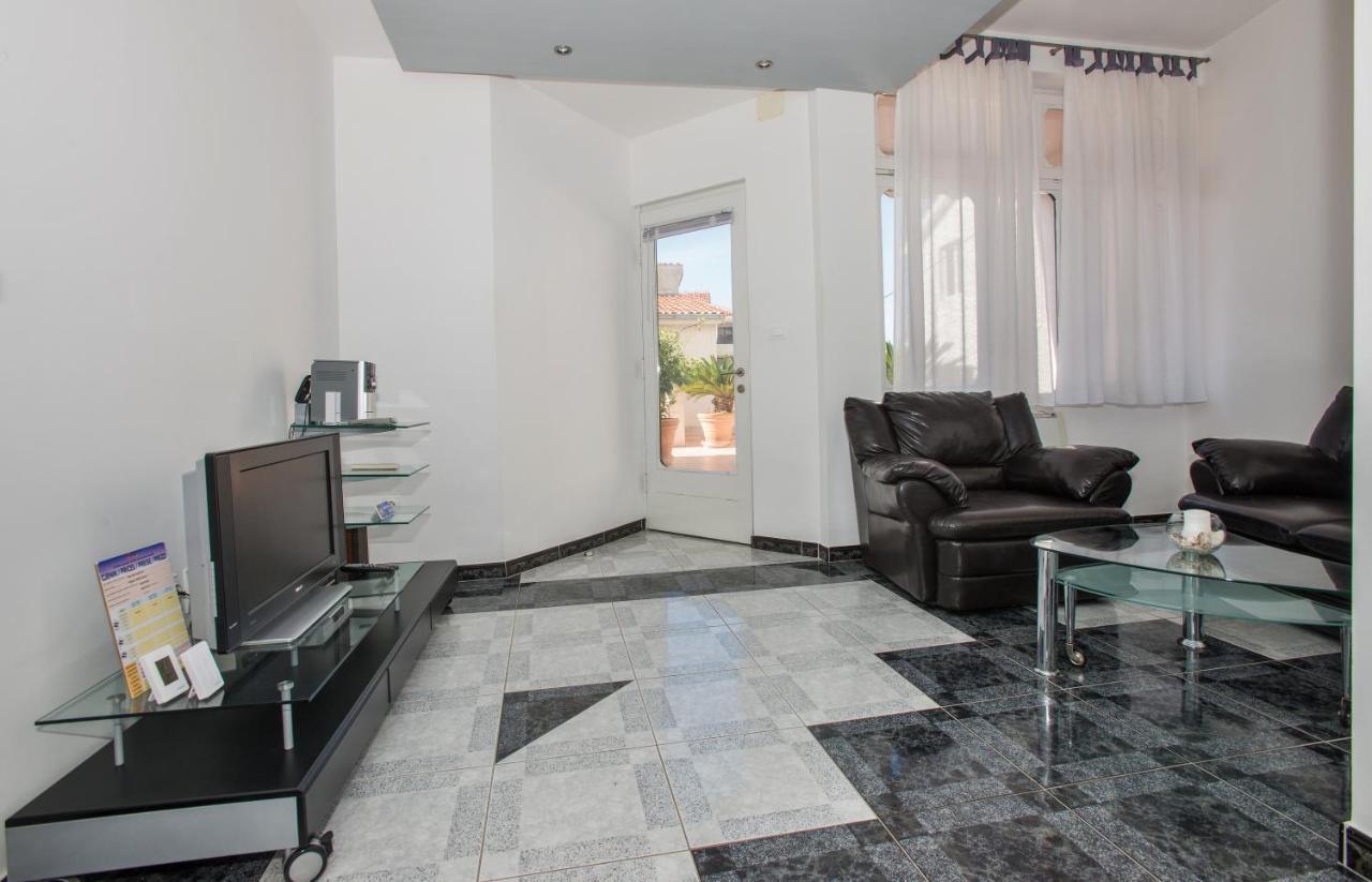 מאקרסקה Apartments Marcela מראה חיצוני תמונה