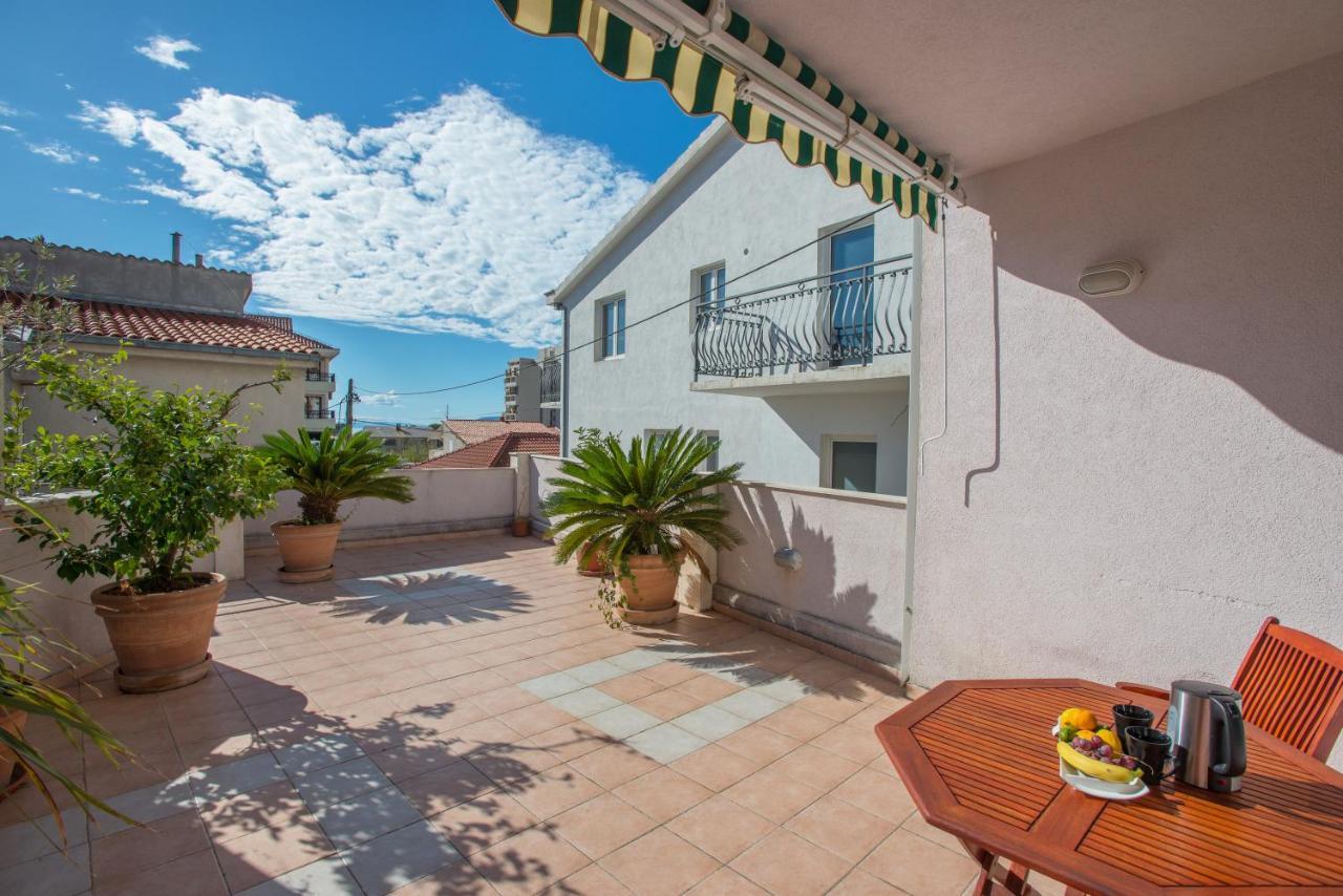 מאקרסקה Apartments Marcela מראה חיצוני תמונה